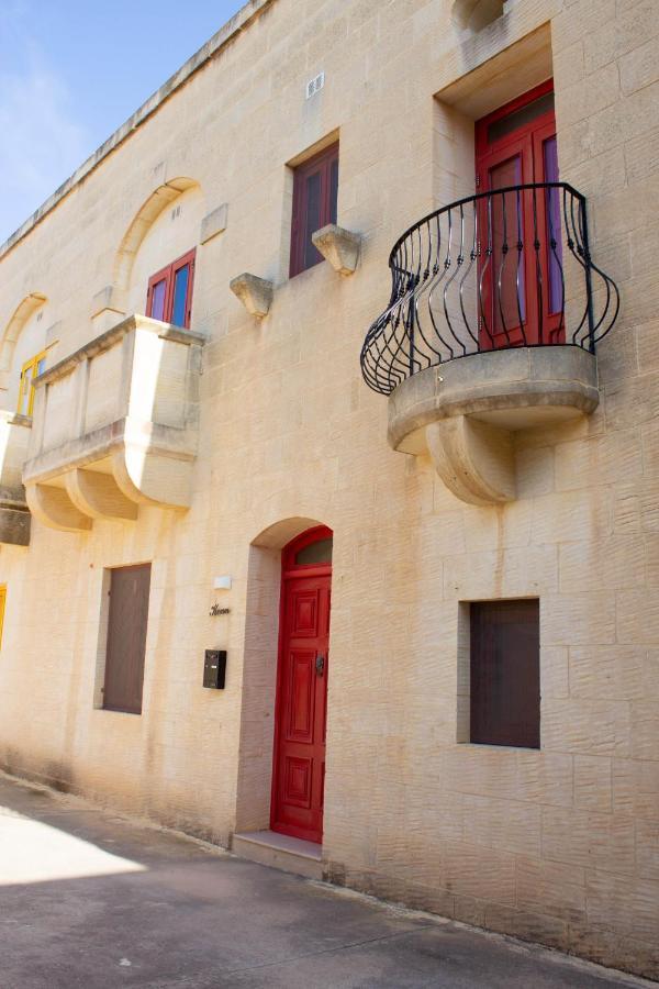 Kenn Holiday Home Għarb Buitenkant foto